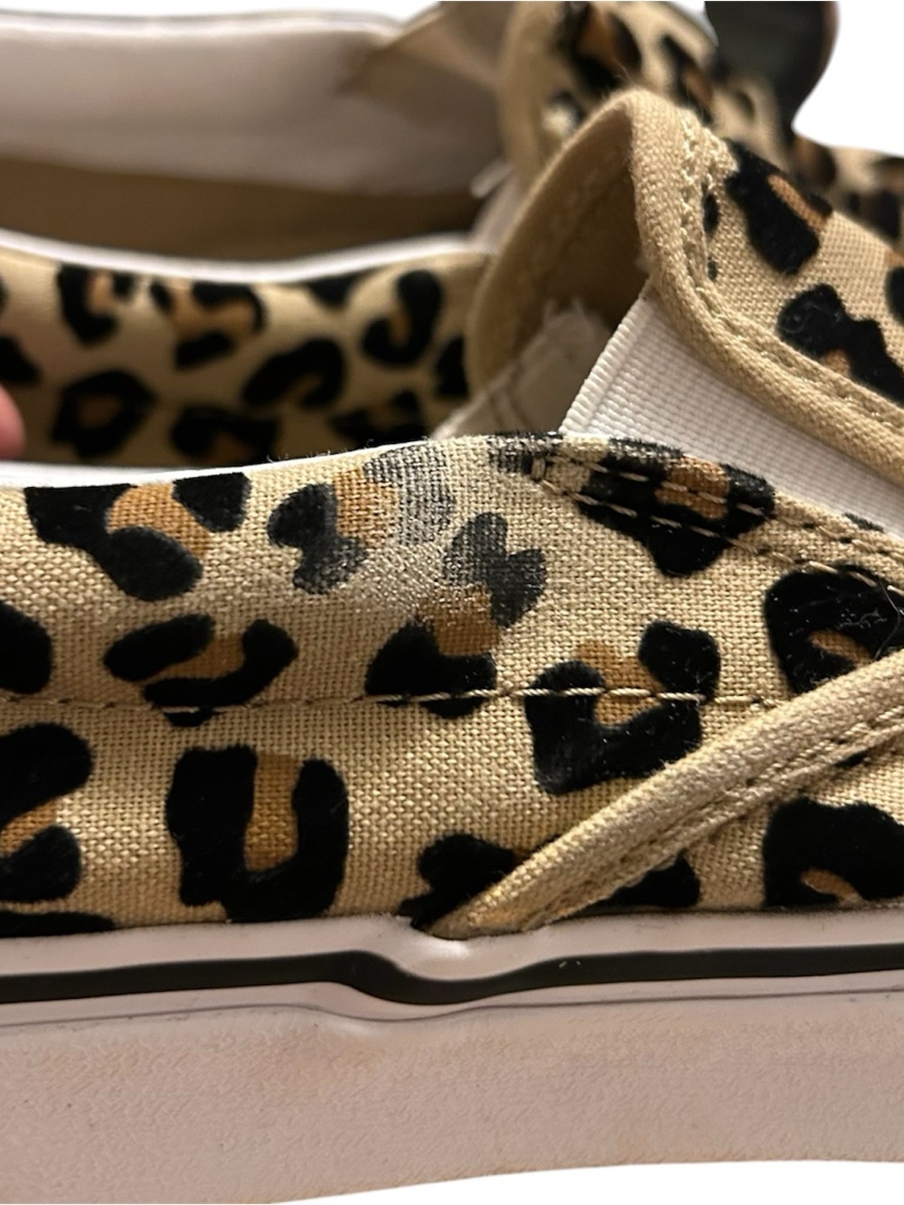 Vans UniSex Slip On Leopard Print Canvas Shoes - Tan/Black Size W-10.5 M-9 - Picture 8 of 8